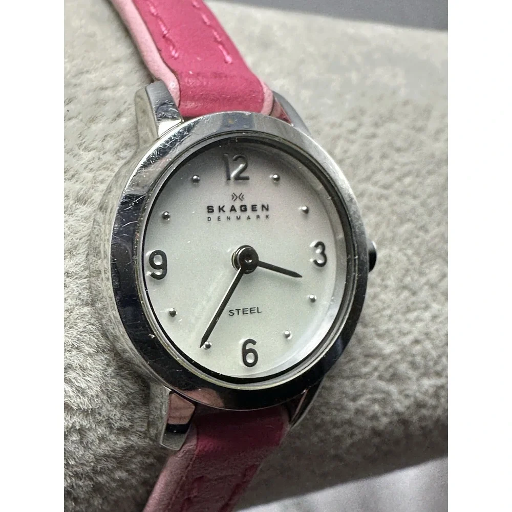 Skagen Steel 345SSLP Ladies Slim MOP‎ Watch New Battery 19MM 7.25